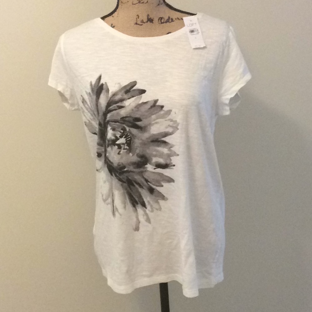 LOFT T-shirt